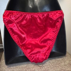 SOLD. FOLLOW FOR MORE Satin goodies